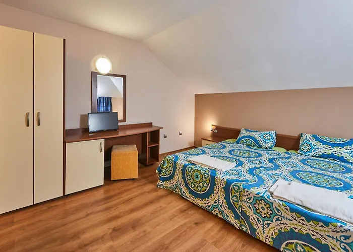 Family Electra ポモリエ