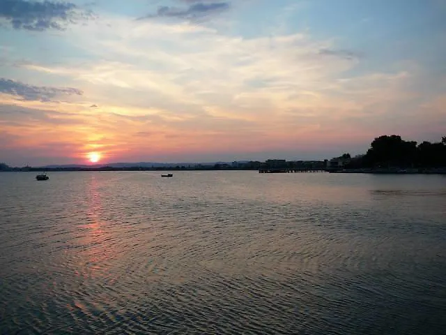 Family Electra ホテル 2*